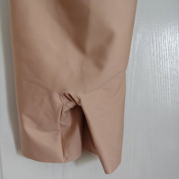 Seamless Tan Bodysuit - Picture 5 of 12